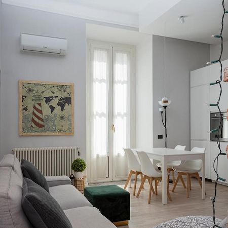 Lovely & Modern Home In China Town Area - Via Rosmini Milão Exterior foto